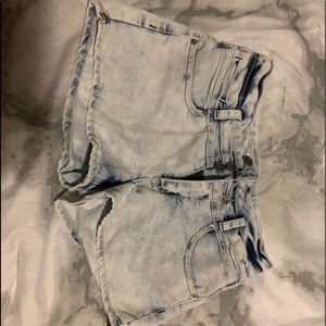 Washed Jean shorts